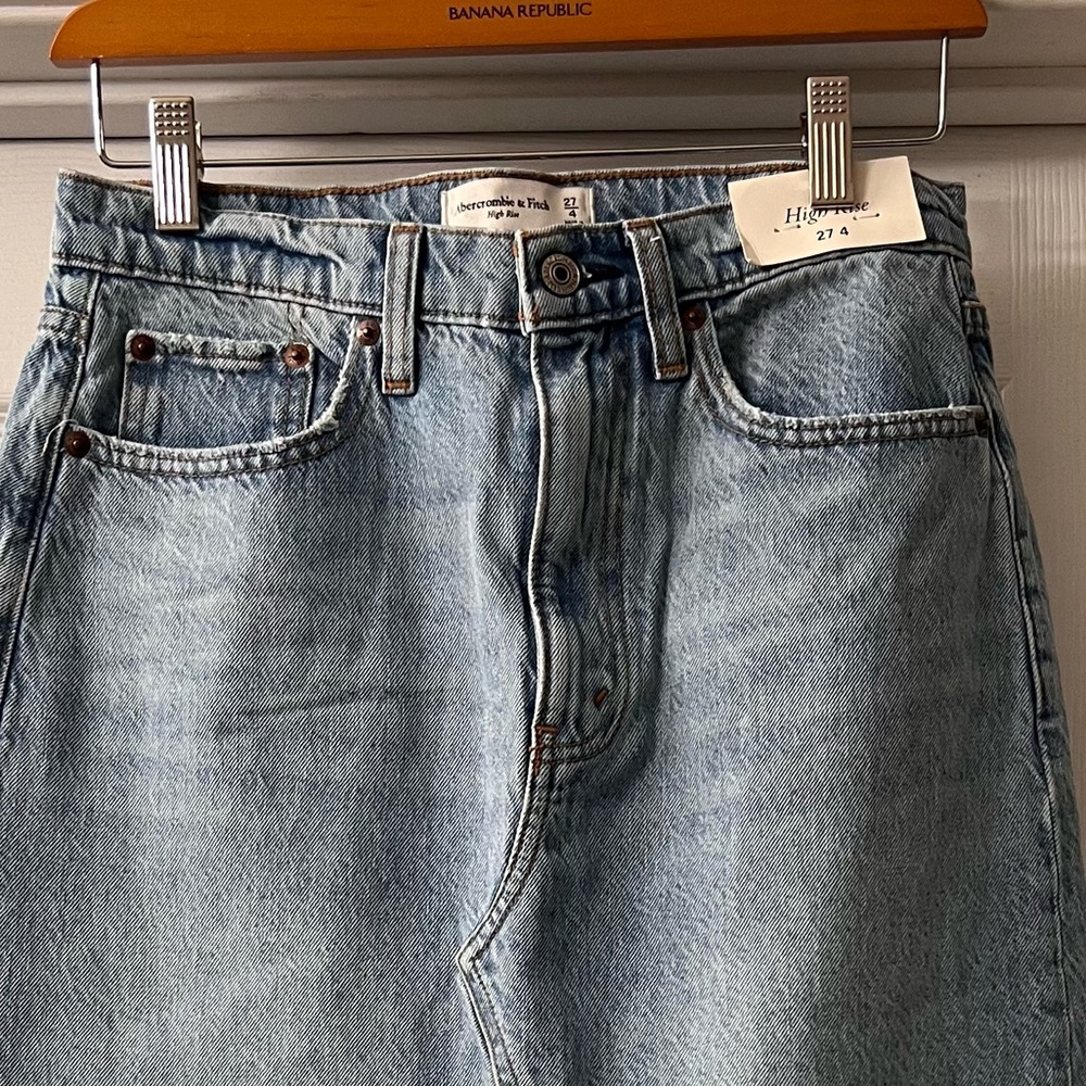 NWT Ambercombie & Fitch Denim Skirt - Picture 8 of 10